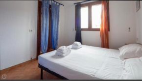 AIRPORT25minWalk-AZZURRO-LIVE-LATE-CHECKIN-FREE-FROM 7-TILL9PM-AFTER 9PM EXTRACHARGE-TOPAY-INCLUDED-ECONOMIC-SHUTTLE-LATE CHECK OUT-ASSISTANCE TO-RENTCAR&SAVE MONEY DURING JOURNEY 5minByWalkToCcenter2